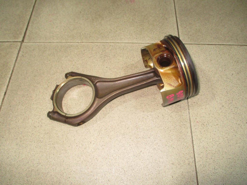 Поршень с шатуном, 3500 рублей, Пермь