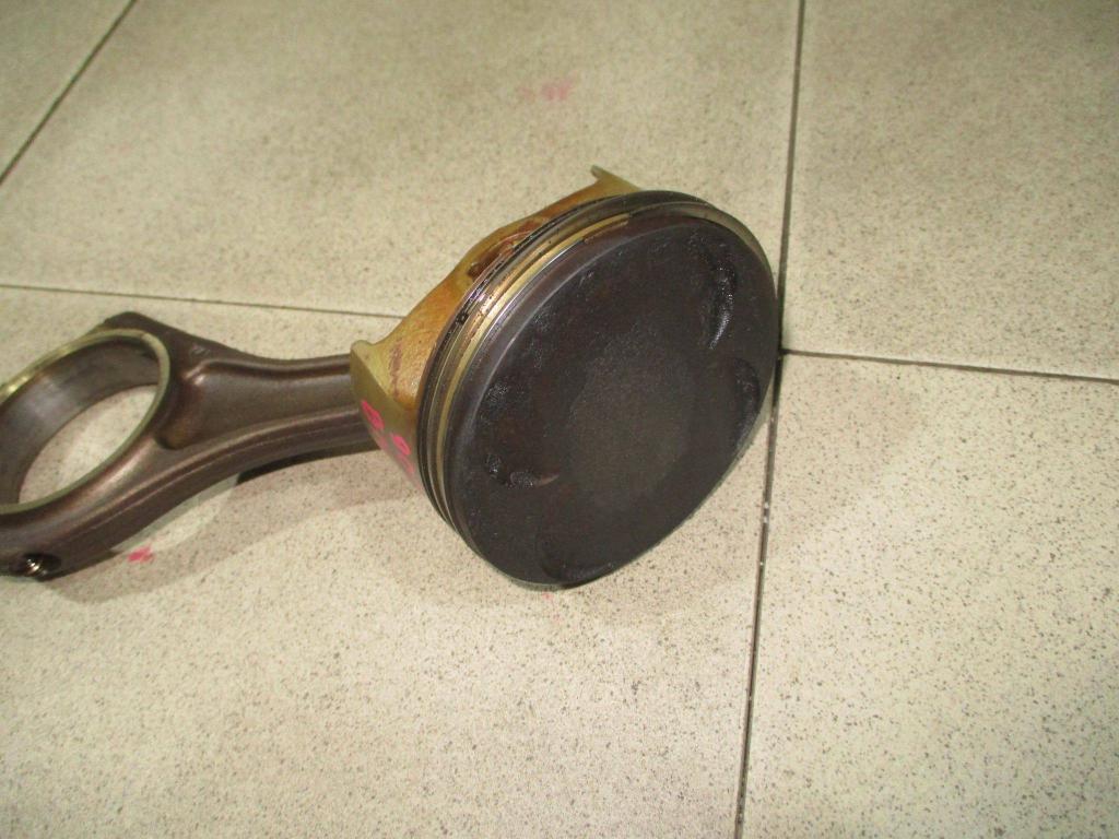 Поршень с шатуном, 3500 рублей, Пермь