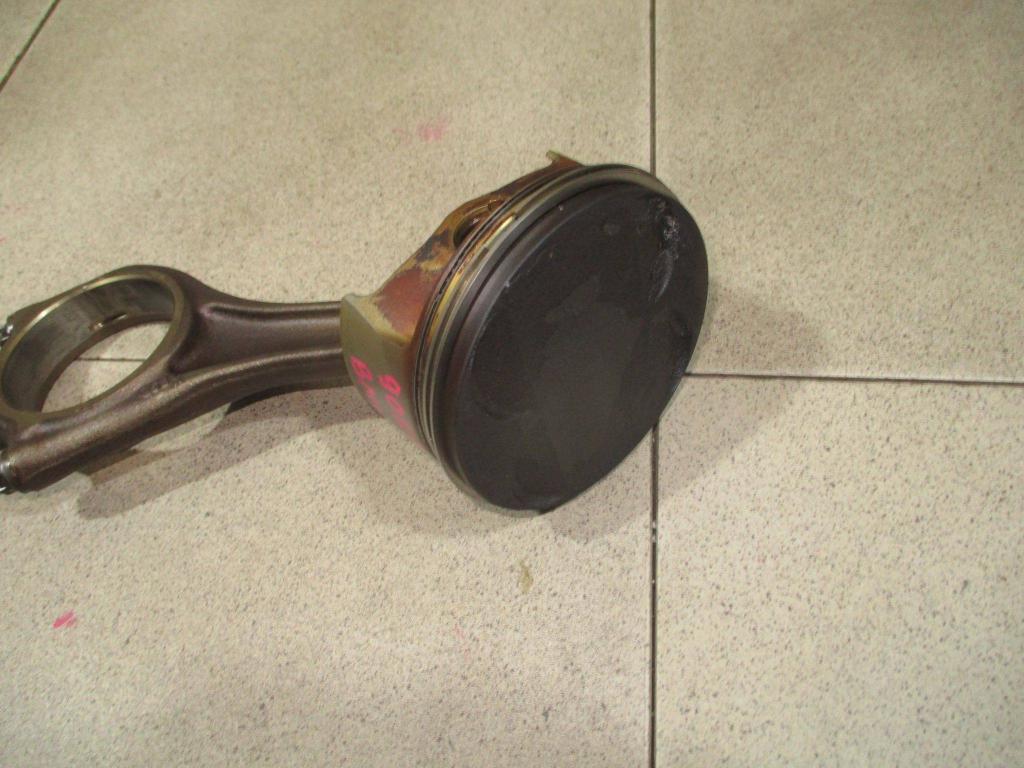 Поршень с шатуном, 3500 рублей, Пермь