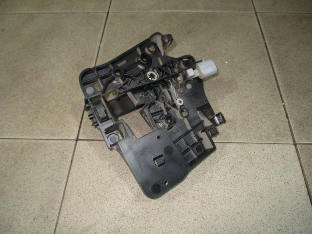 Ручка двери сдвижной внутренняя правая, 1500 рублей, Пермь