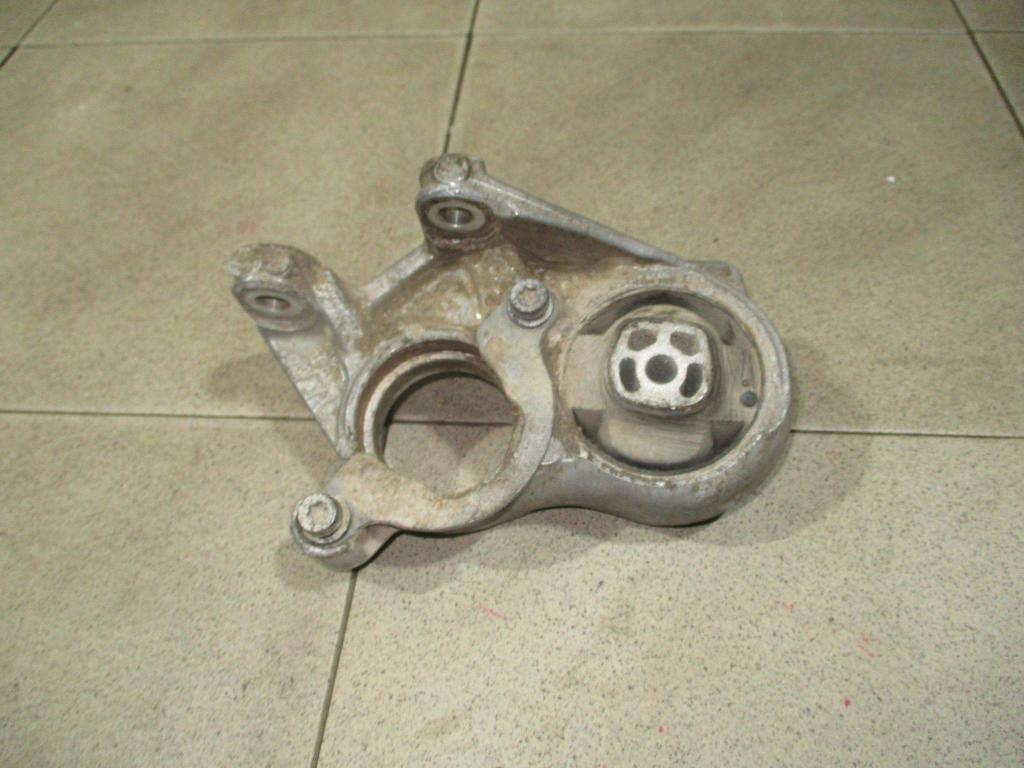 Опора двигателя задняя, 4000 рублей, Пермь