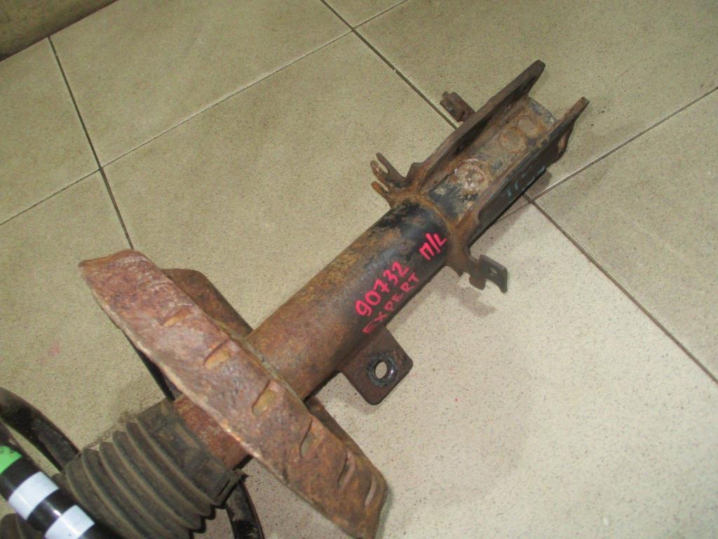 Амортизатор передний левый, 4000 рублей, Пермь