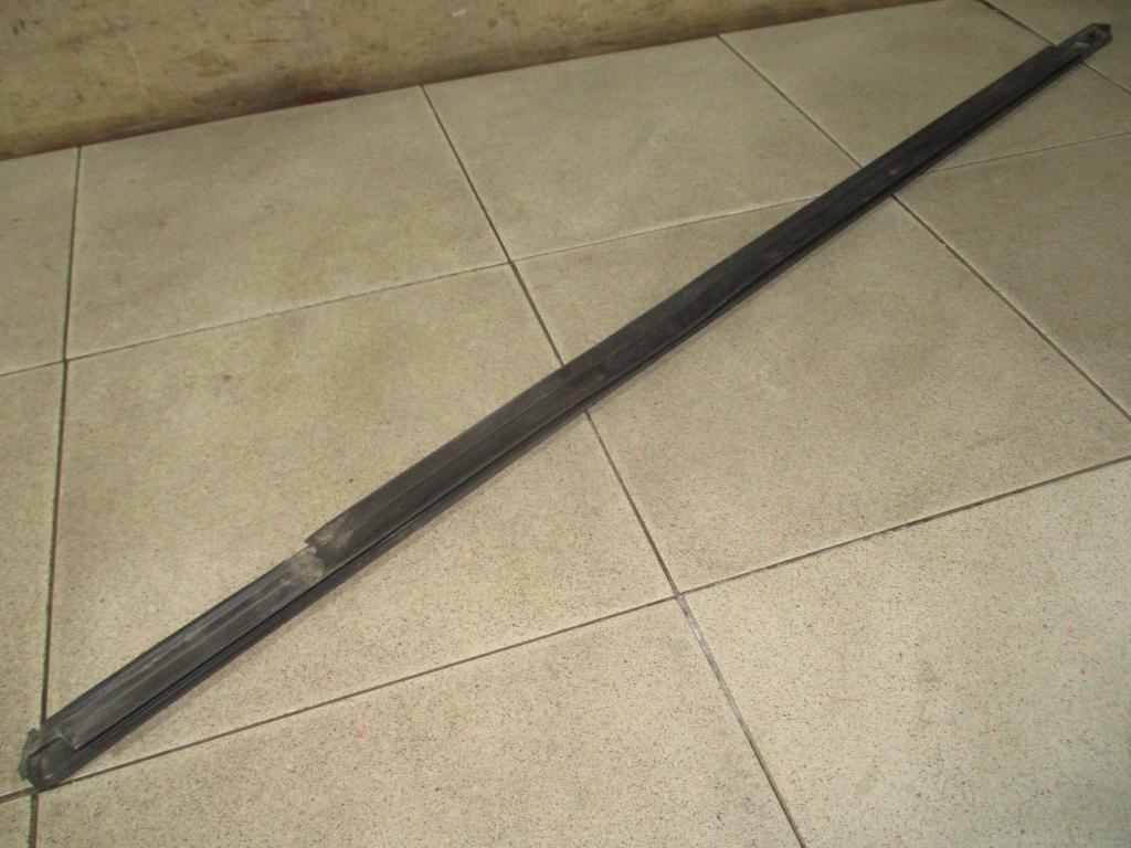 Накладка стекла переднего правого, 1100 рублей, Пермь