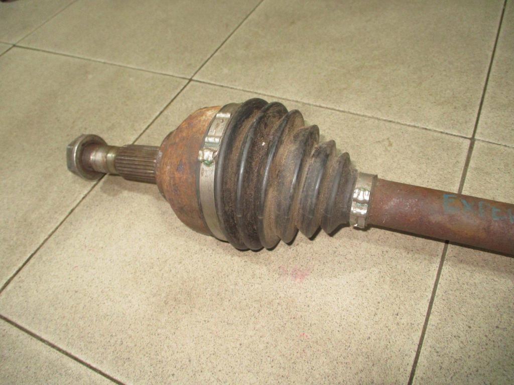 Полуось передняя левая, 4000 рублей, Пермь