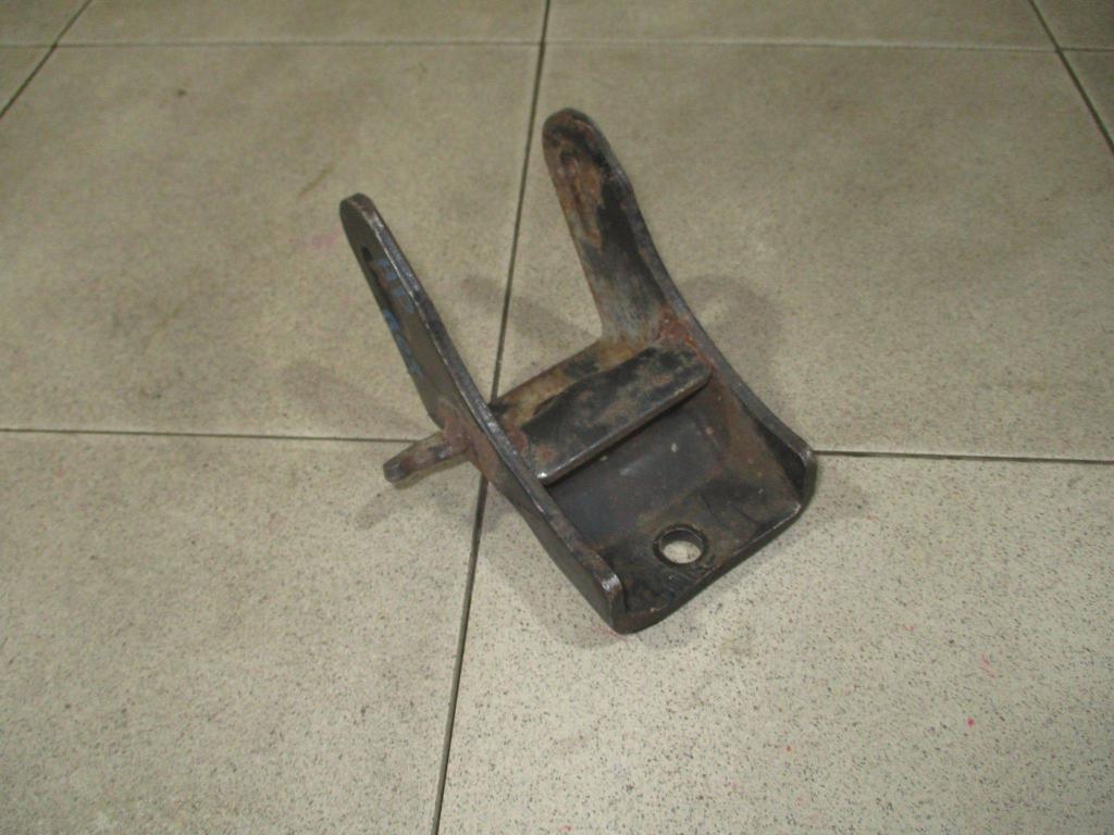 Кронштейн КПП, 500 рублей, Пермь