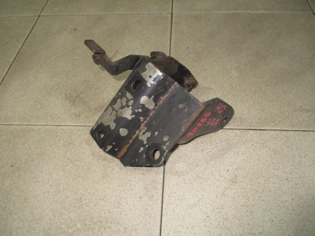 Кронштейн КПП, 500 рублей, Пермь