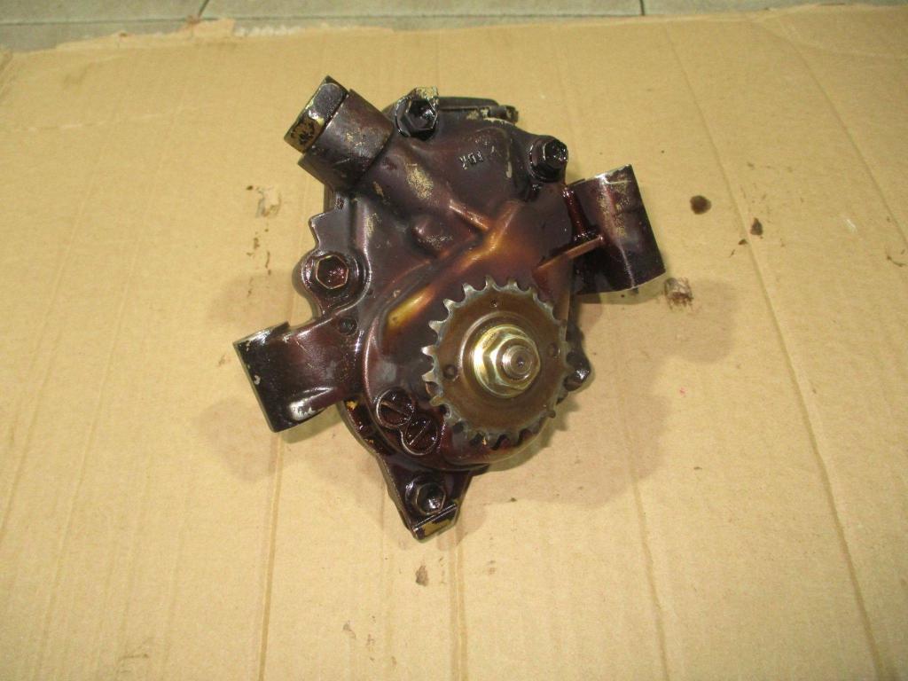 Насос масляный, 1500 рублей, Пермь