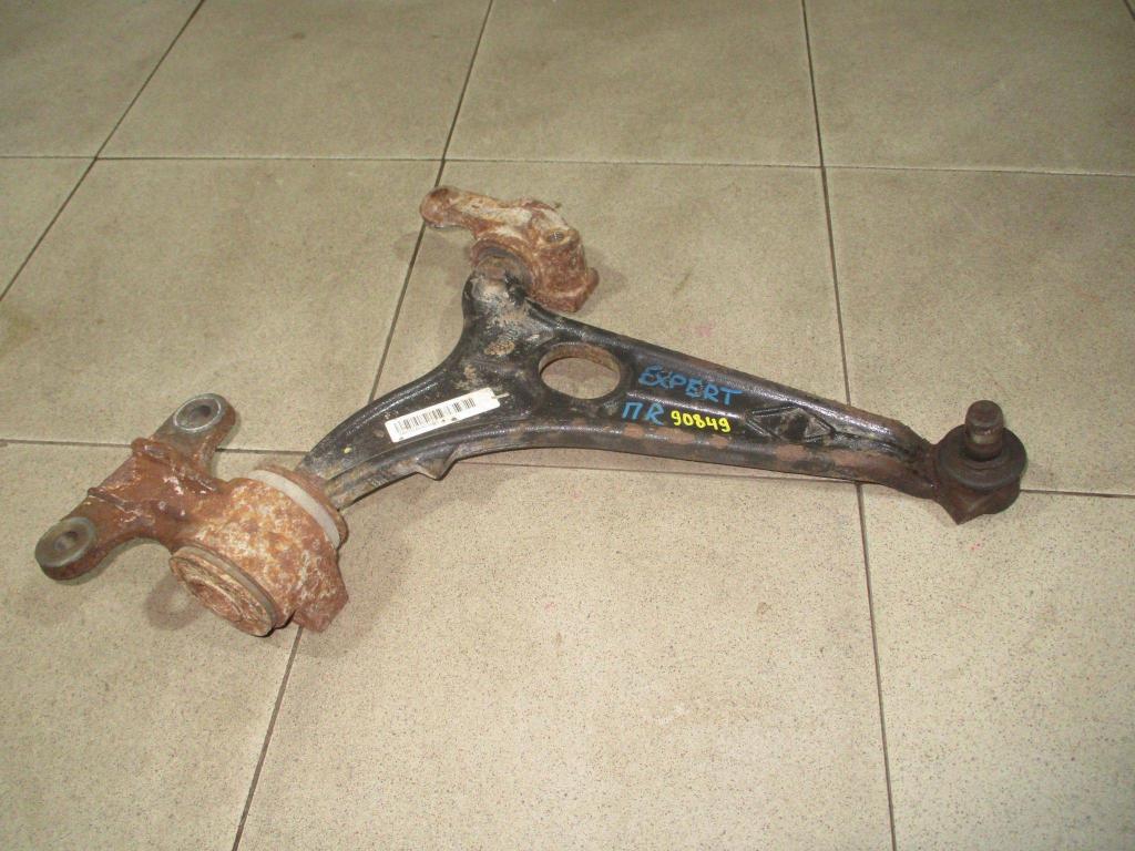 Рычаг передний правый, 3000 рублей, Пермь