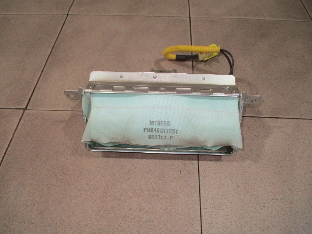 Подушка безопасности пассажира, 3000 рублей, Пермь