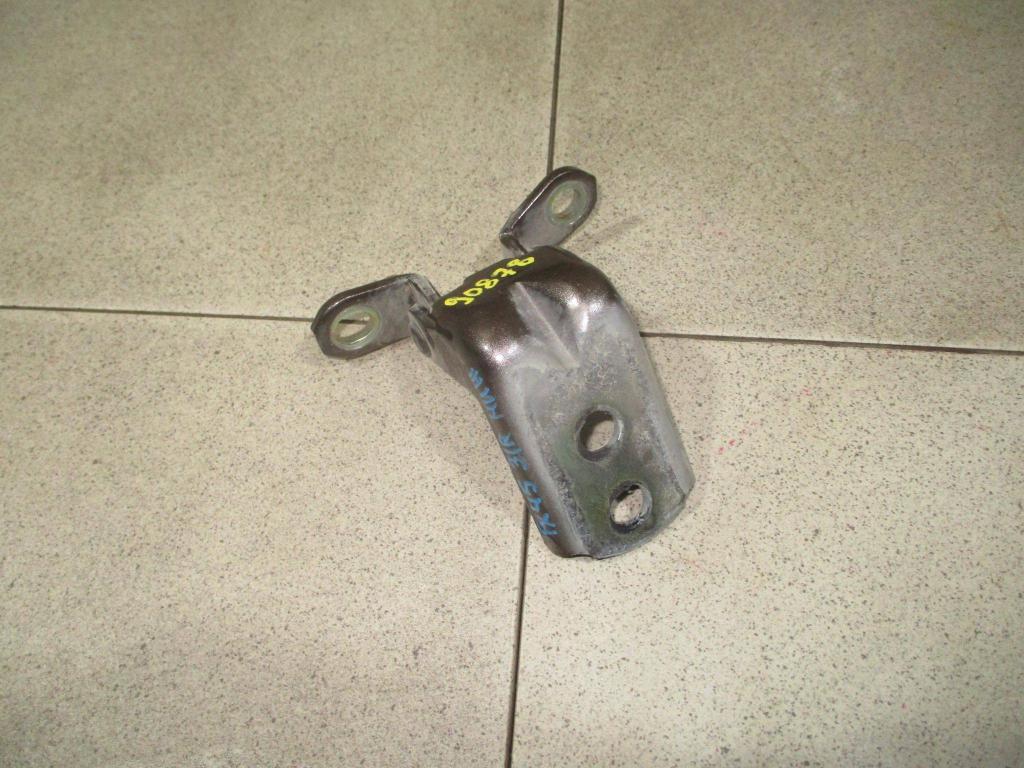 Петля двери задней правой нижняя, 500 рублей, Пермь