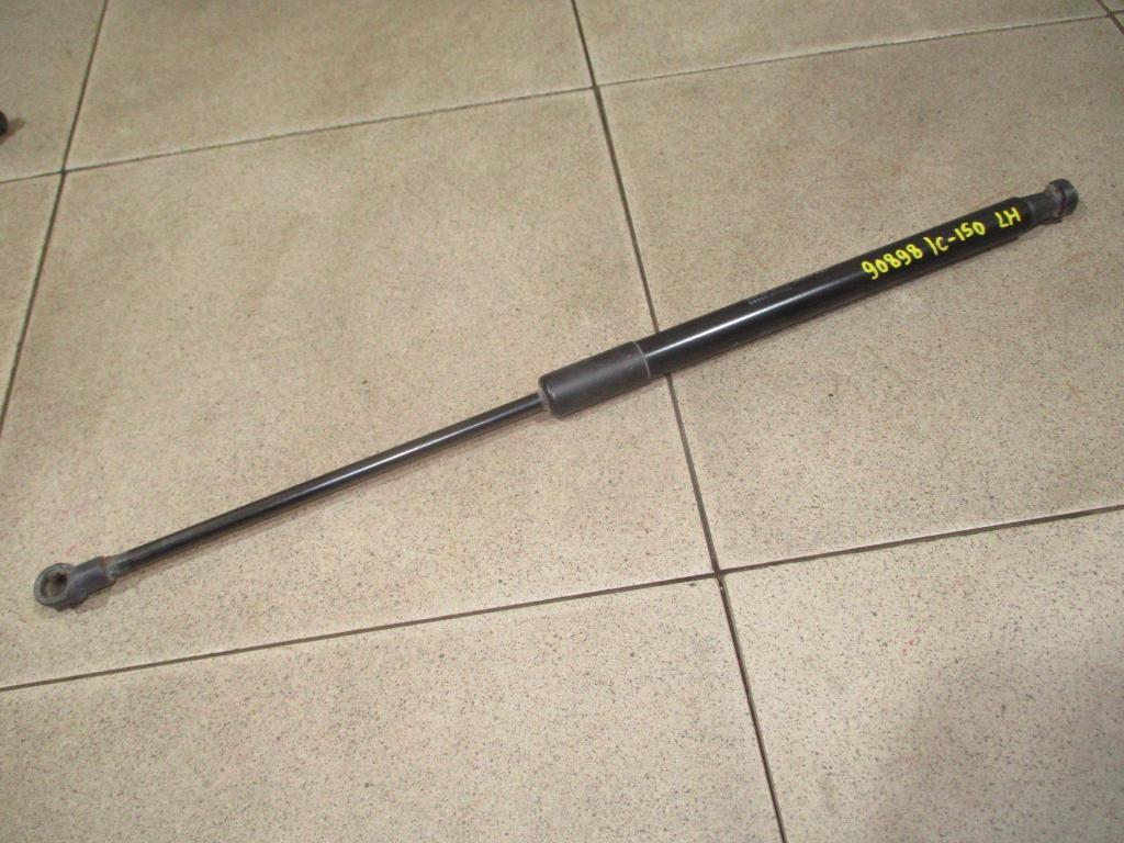 Амортизатор стекла багажника, 1000 рублей, Пермь