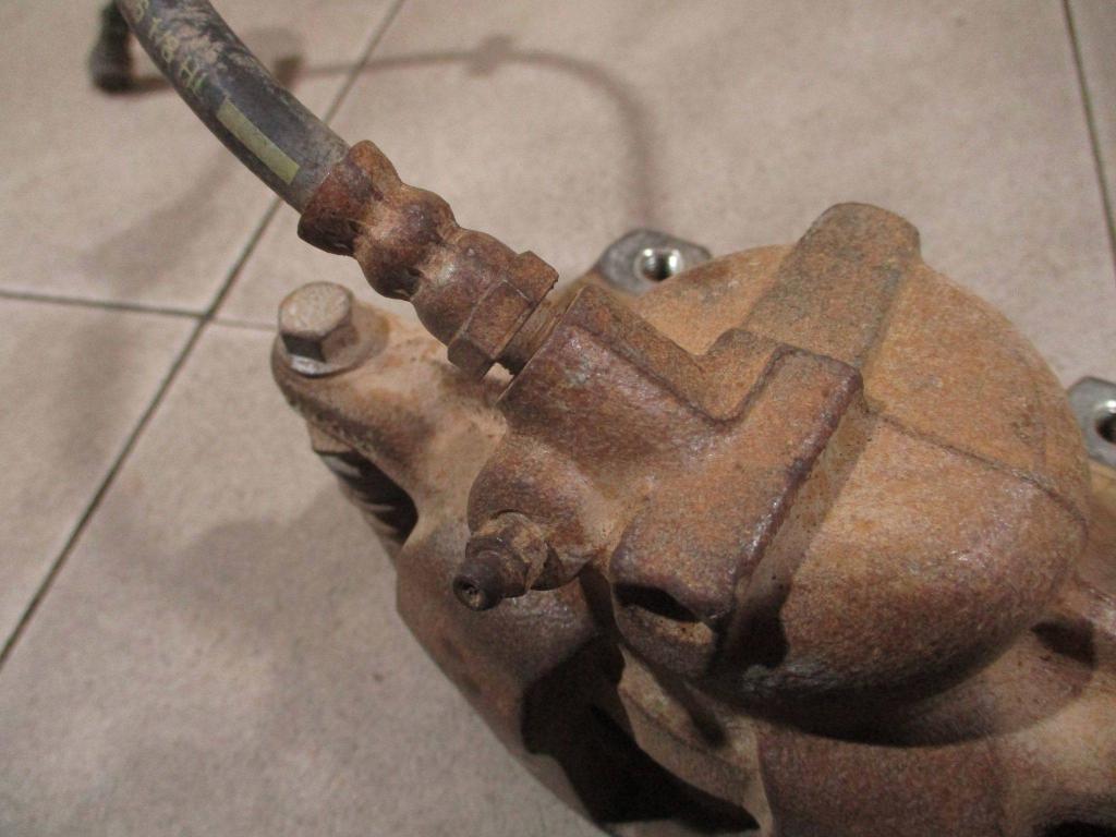 Суппорт передний правый, 1000 рублей, Пермь