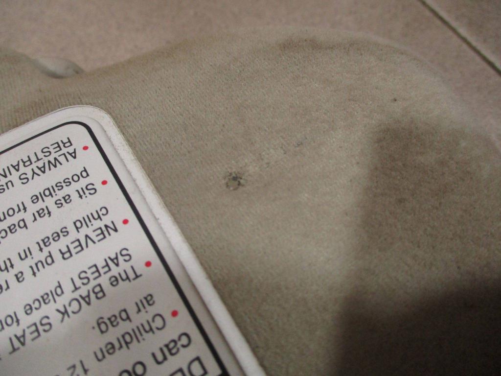 Козырек солнцезащитный левый, 1000 рублей, Пермь