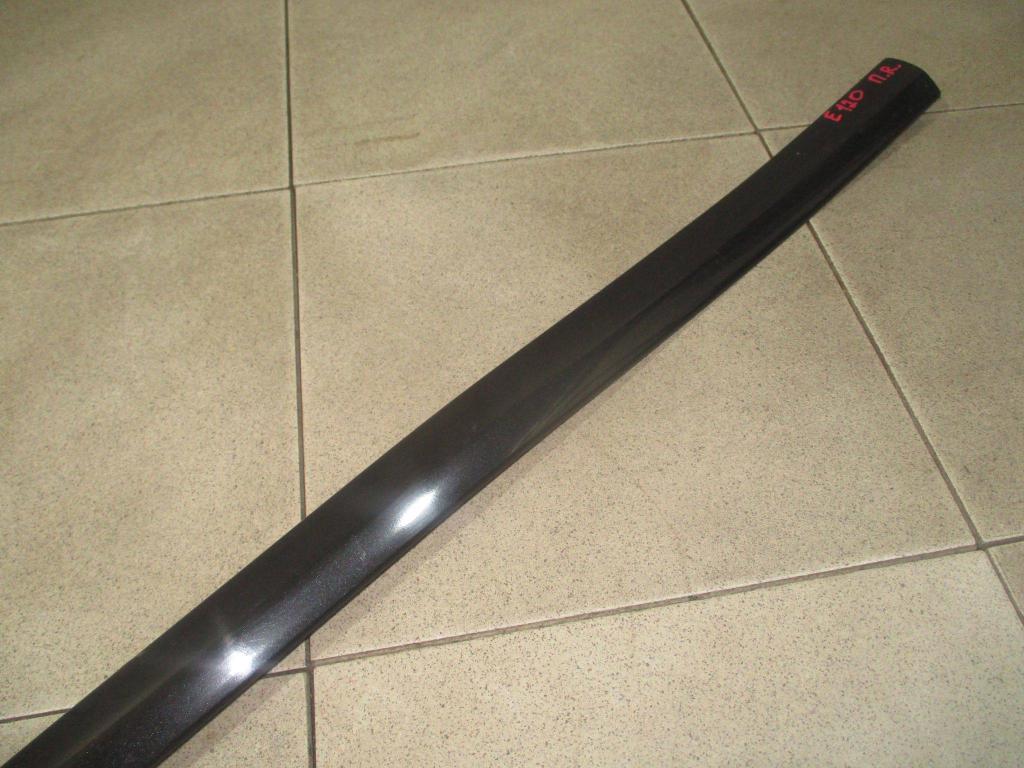 Молдинг передней правой двери, 1600 рублей, Пермь