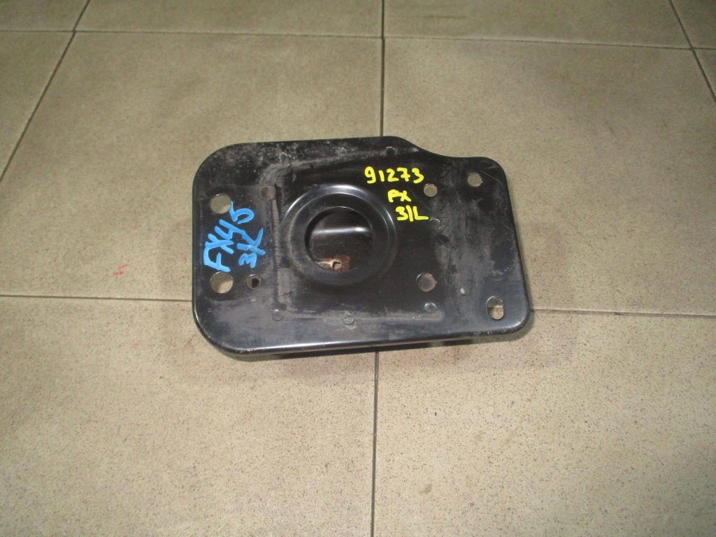 Кронштейн усилителя заднего бампера левый, 1000 рублей, Пермь