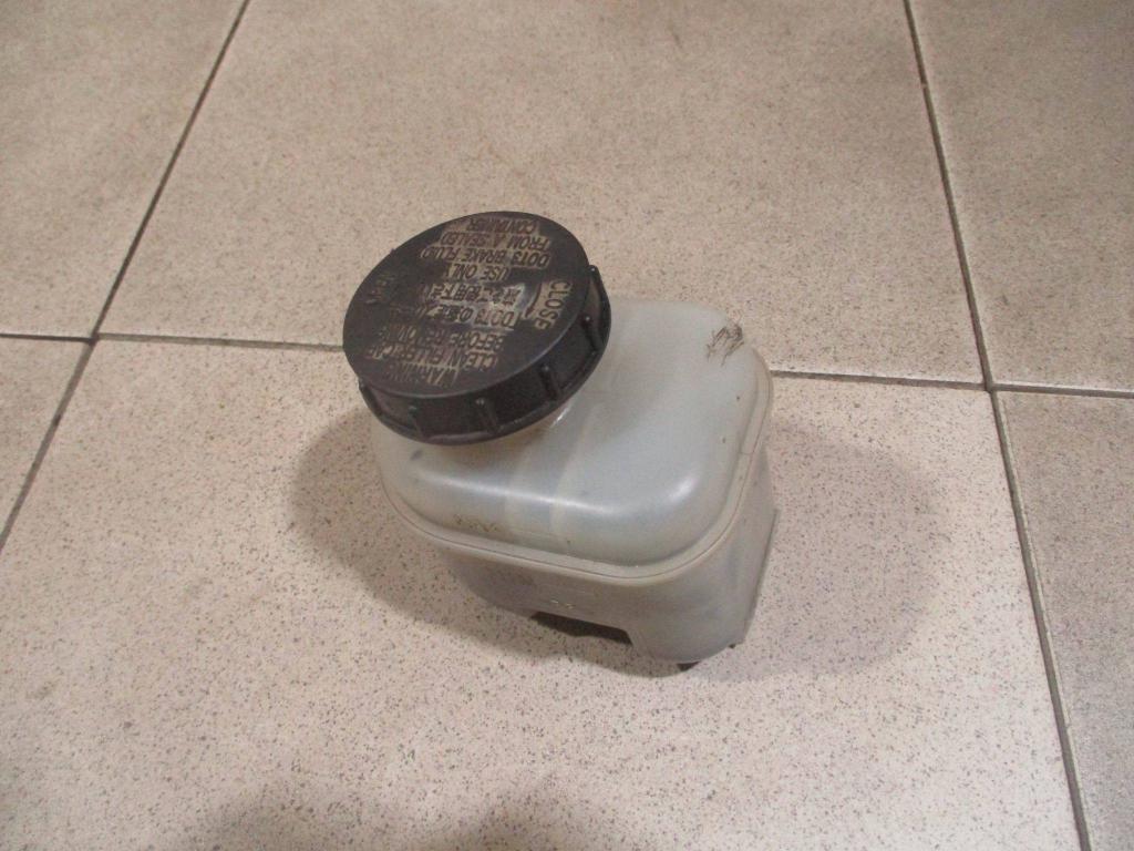 Бачок главного тормозного цилиндра, 500 рублей, Пермь