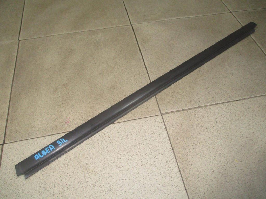 Накладка стекла заднего левого, 500 рублей, Пермь