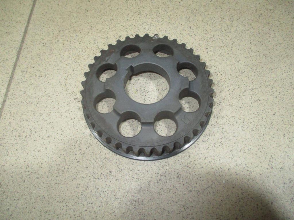 Шестерня балансировочного вала, 500 рублей, Пермь