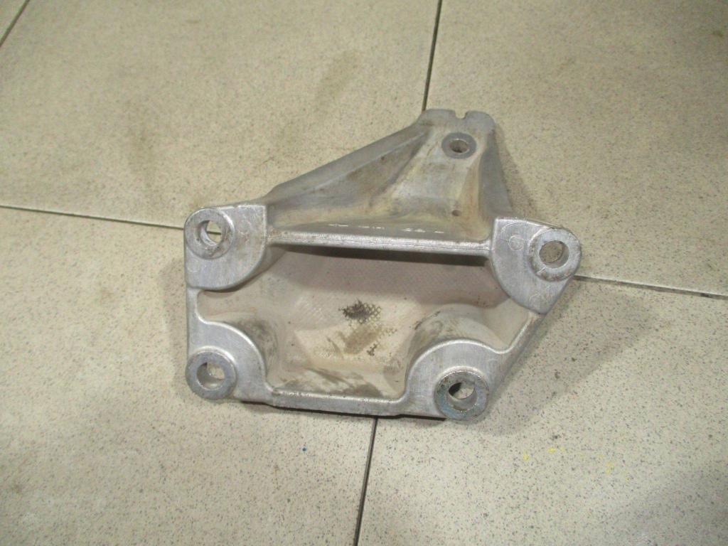 Кронштейн двигателя левый, 1000 рублей, Пермь