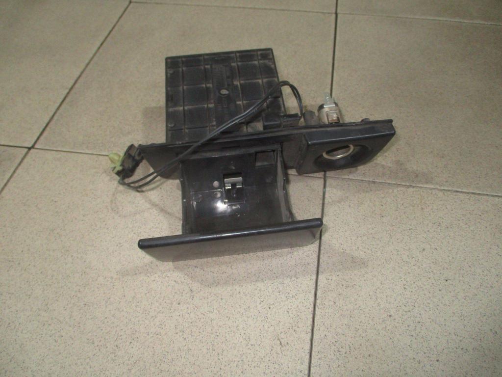 Пепельница передняя, 500 рублей, Пермь