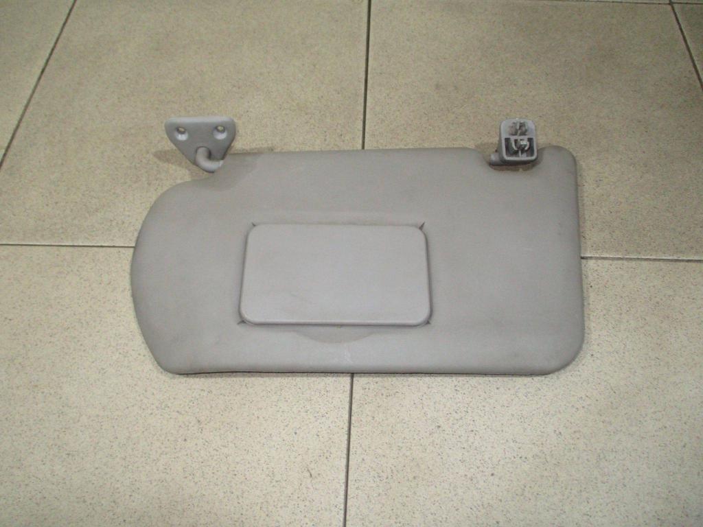 Козырек солнцезащитный левый, 1000 рублей, Пермь