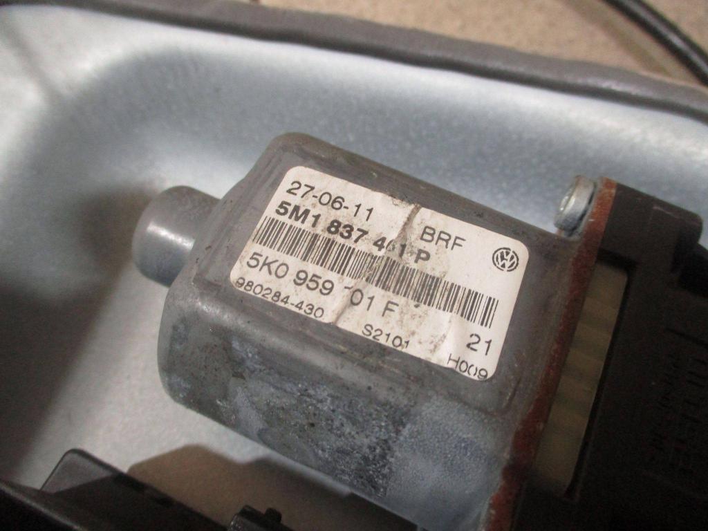 Стеклоподъемник передний левый, 8000 рублей, Пермь