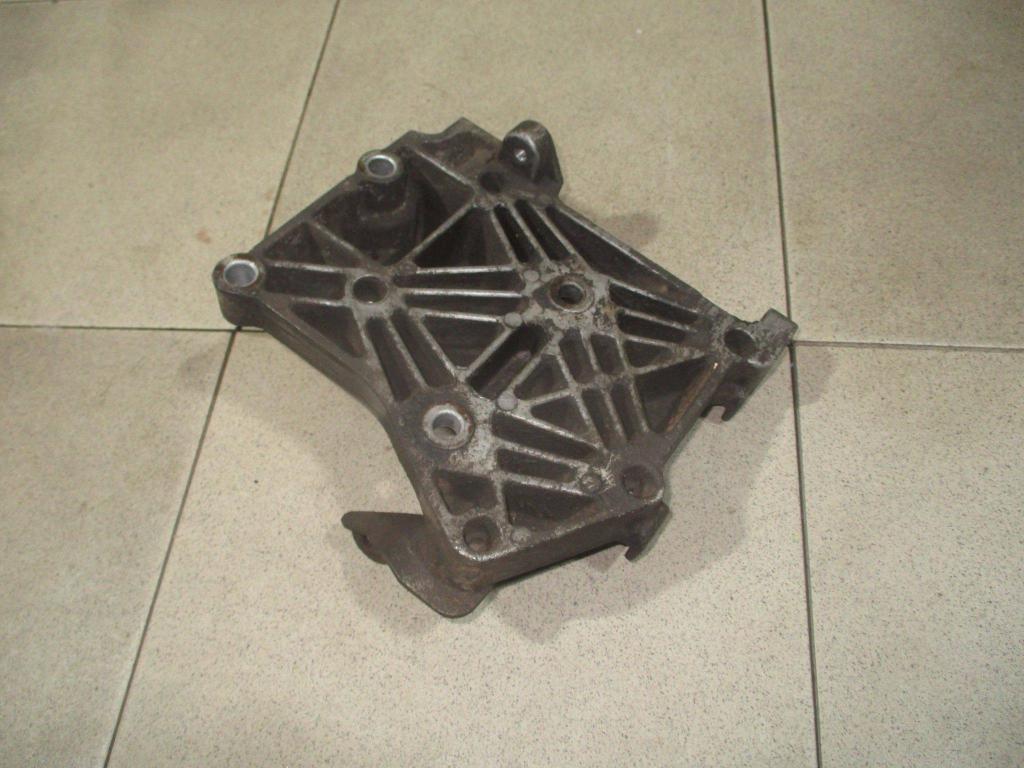 Кронштейн генератора, 500 рублей, Пермь