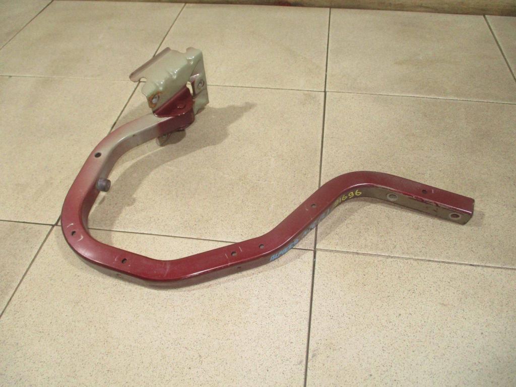 Петля крышки багажника, 500 рублей, Пермь