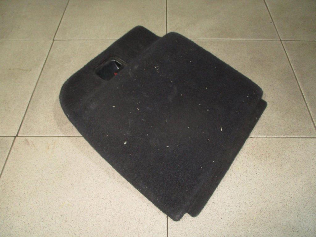 Крышка багажного отделения, 1000 рублей, Пермь