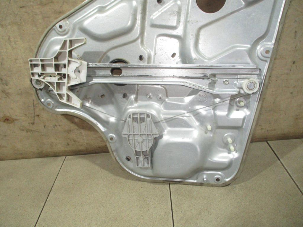 Стеклоподъемник задний правый, 1000 рублей, Пермь