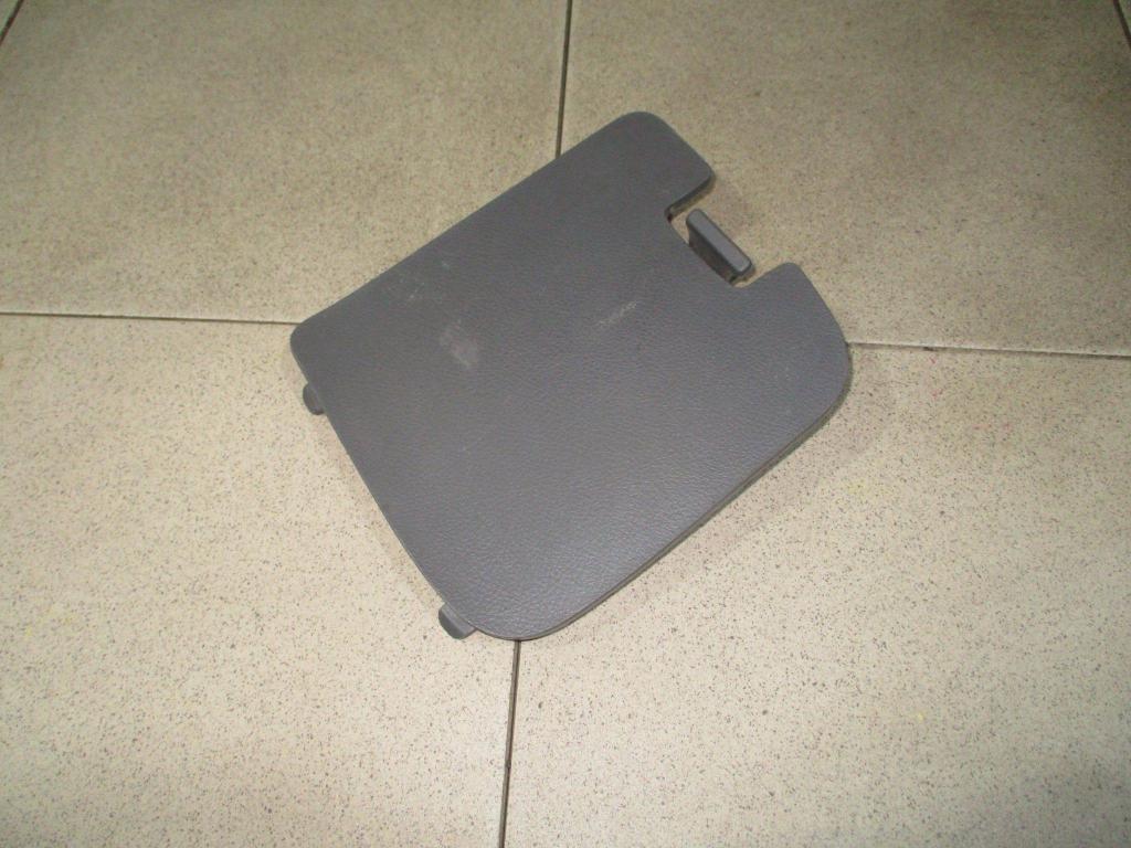 Крышка багажного отделения, 1000 рублей, Пермь