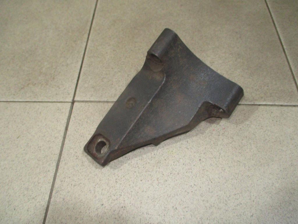 Кронштейн двигателя правый, 1000 рублей, Пермь