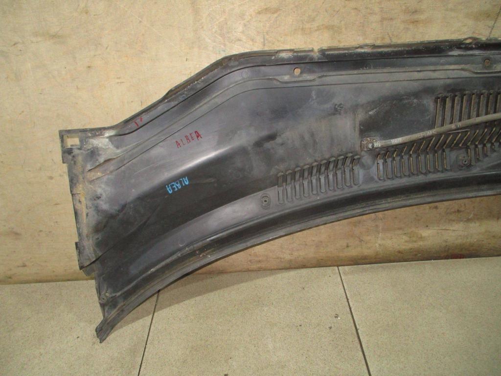 Решетка стеклоочистителя, 500 рублей, Пермь