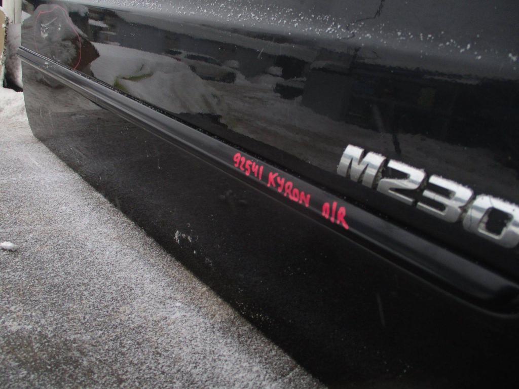 Молдинг передней правой двери, 2000 рублей, Пермь