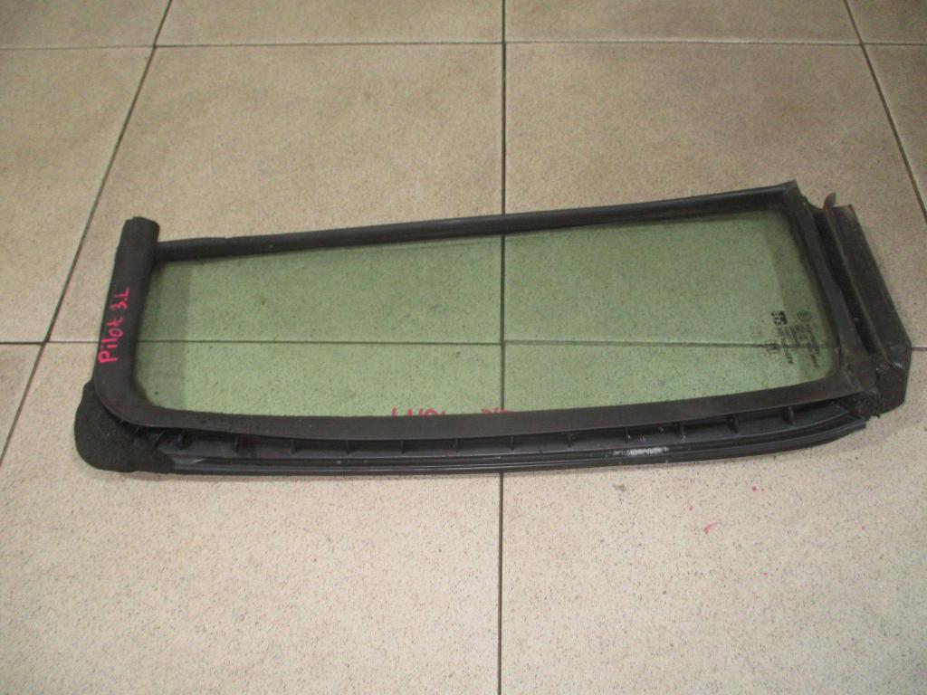 Стекло двери задней правой форточка, 1000 рублей, Пермь
