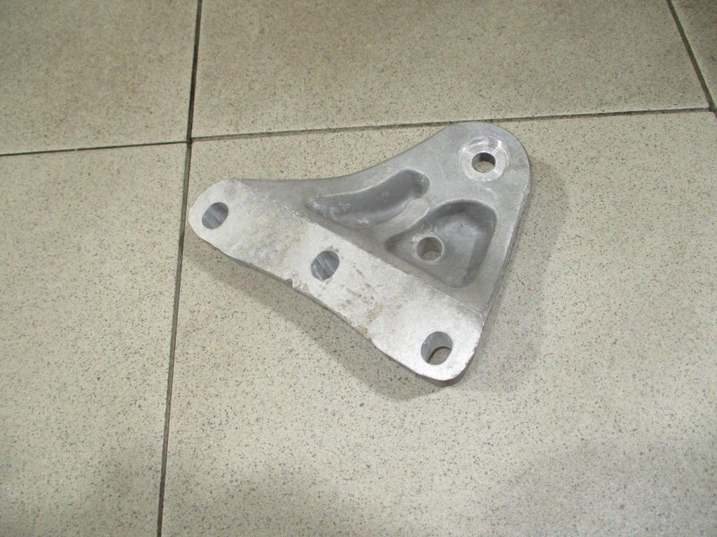 Кронштейн опоры двигателя, 500 рублей, Пермь