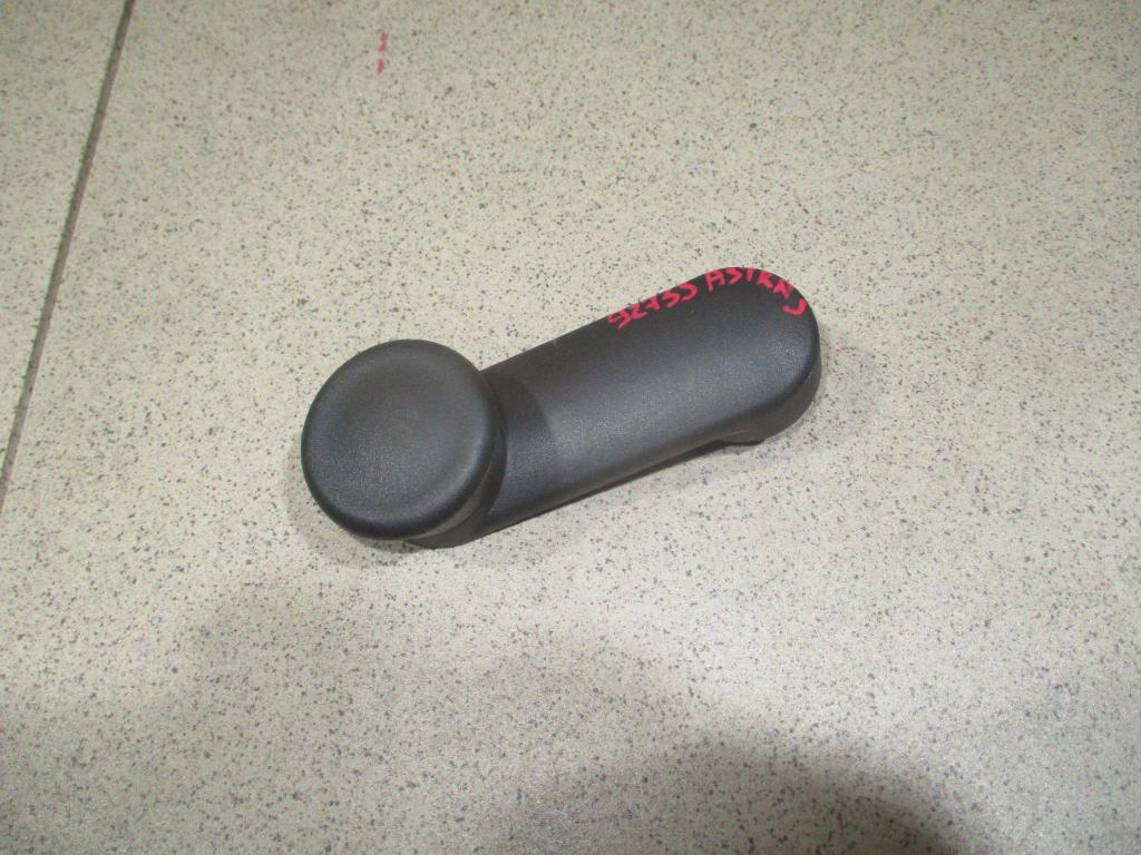 Ручка стеклоподъемника, 500 рублей, Пермь