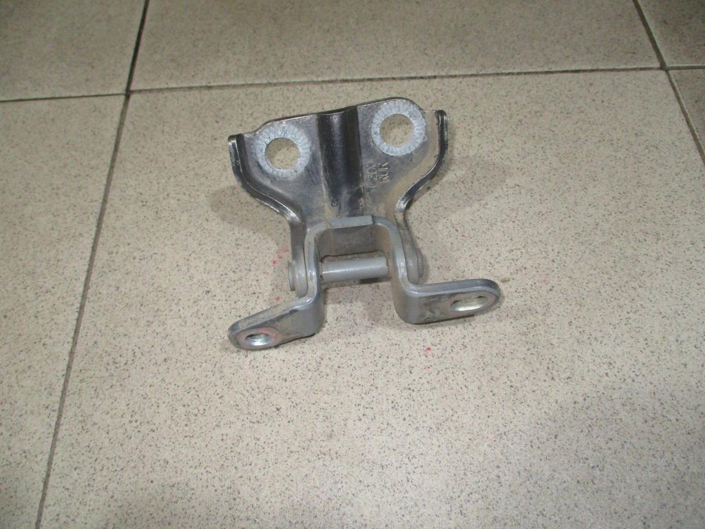 Петля двери задней правой верхняя, 500 рублей, Пермь