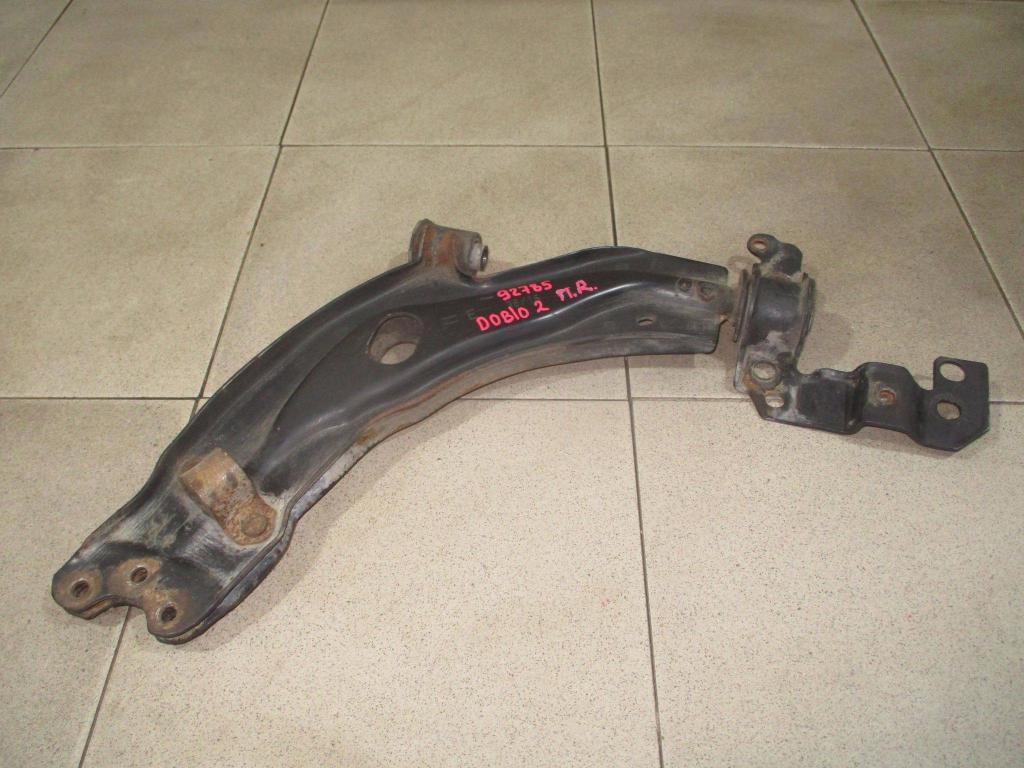 Рычаг передний правый, 1500 рублей, Пермь