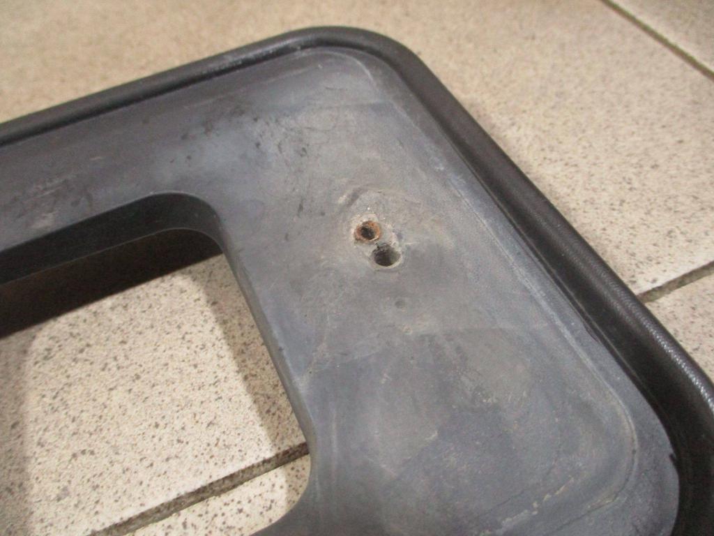 Накладка заднего бампера под номер, 1200 рублей, Пермь