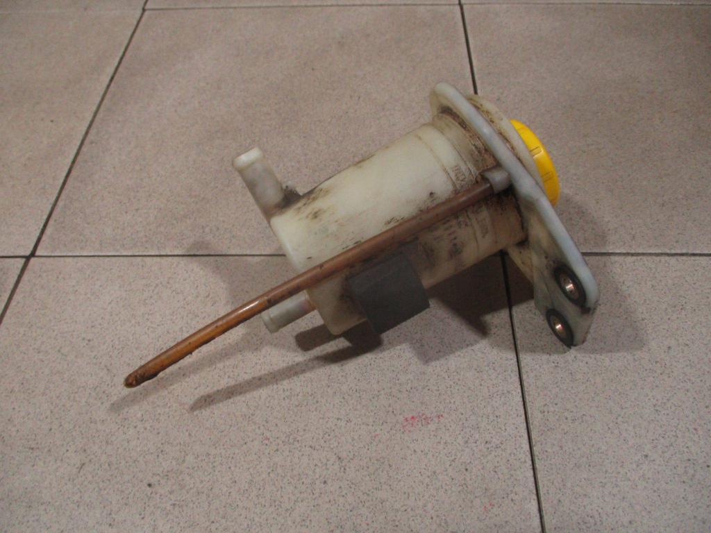 Бачок гидроусилителя, 500 рублей, Пермь