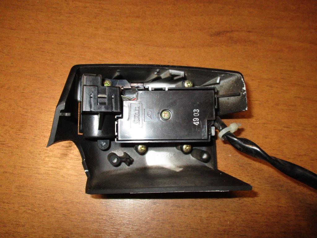 Кнопка корректора фар, 700 рублей, Пермь