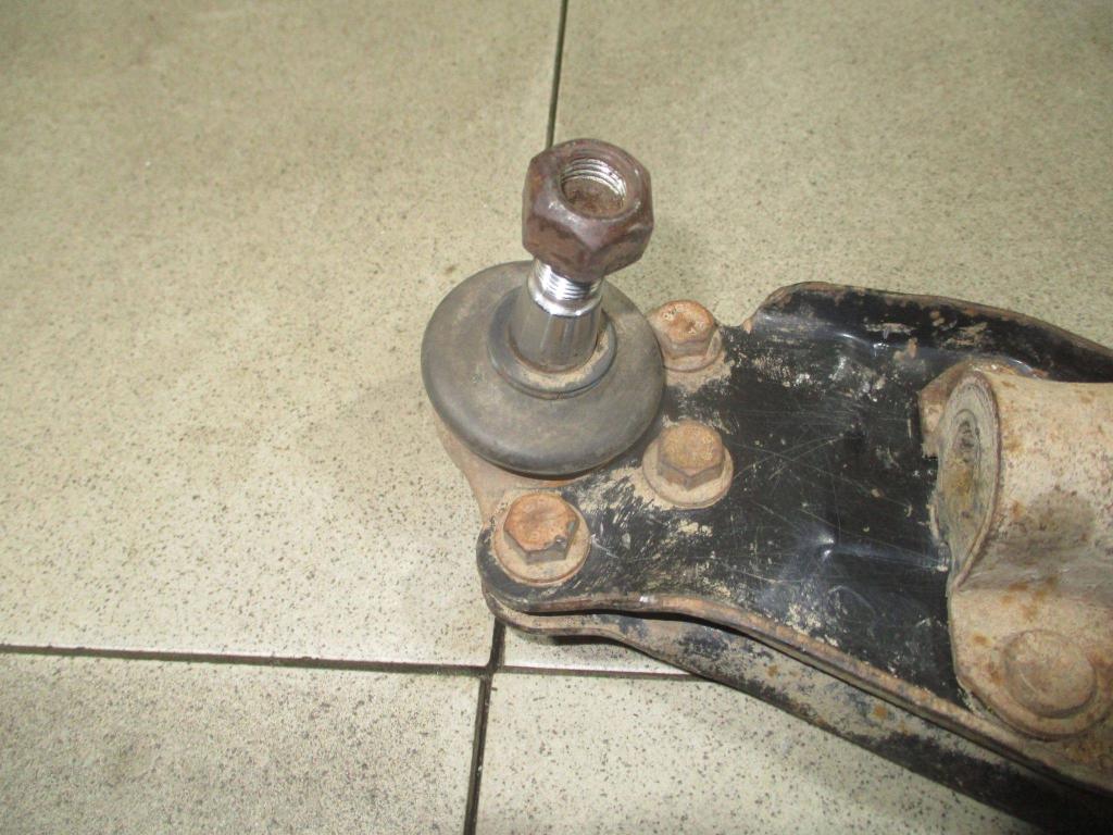 Рычаг передний правый, 1000 рублей, Пермь