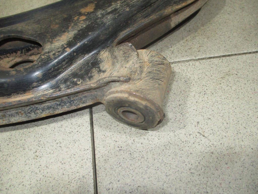 Рычаг передний правый, 1000 рублей, Пермь