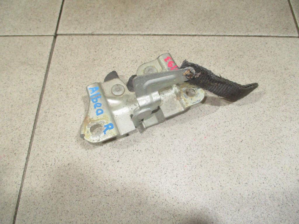 Замок спинки сиденья, 500 рублей, Пермь