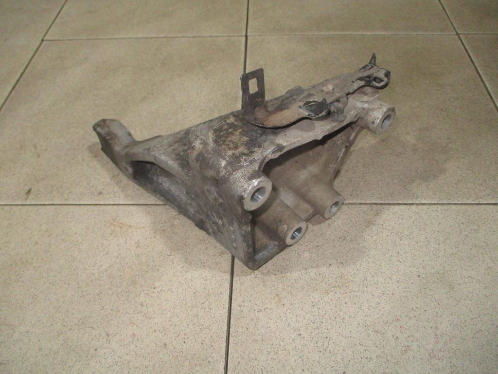 Кронштейн опоры двигателя, 500 рублей, Пермь