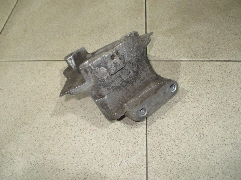 Кронштейн КПП, 2000 рублей, Пермь