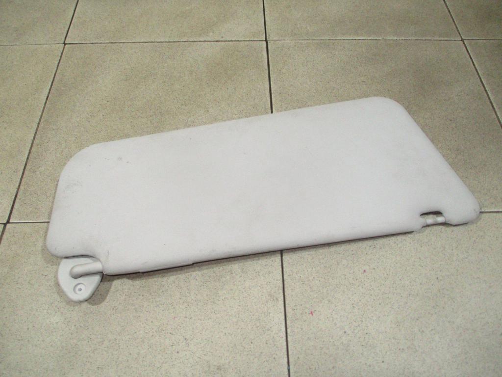 Козырек солнцезащитный левый, 2000 рублей, Пермь