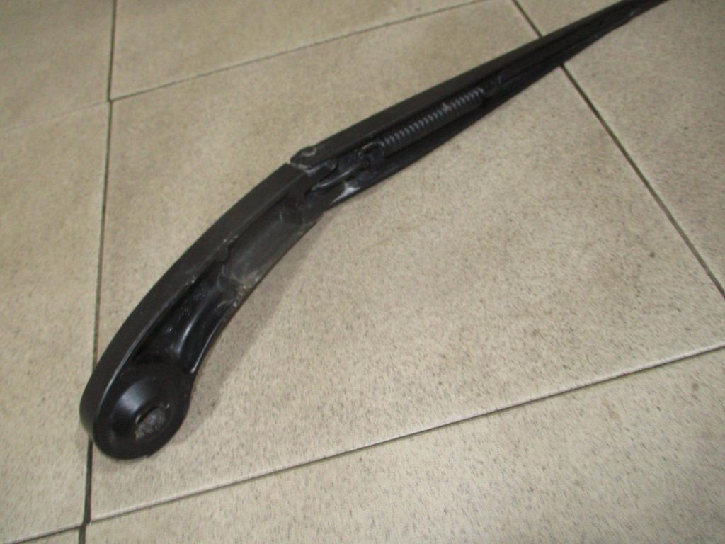 Поводок стеклоочистителя передний правый, 2000 рублей, Пермь