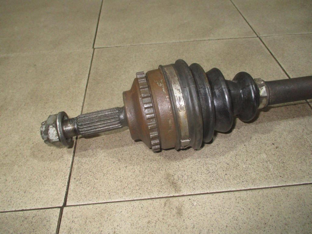 Полуось передняя левая, 3000 рублей, Пермь